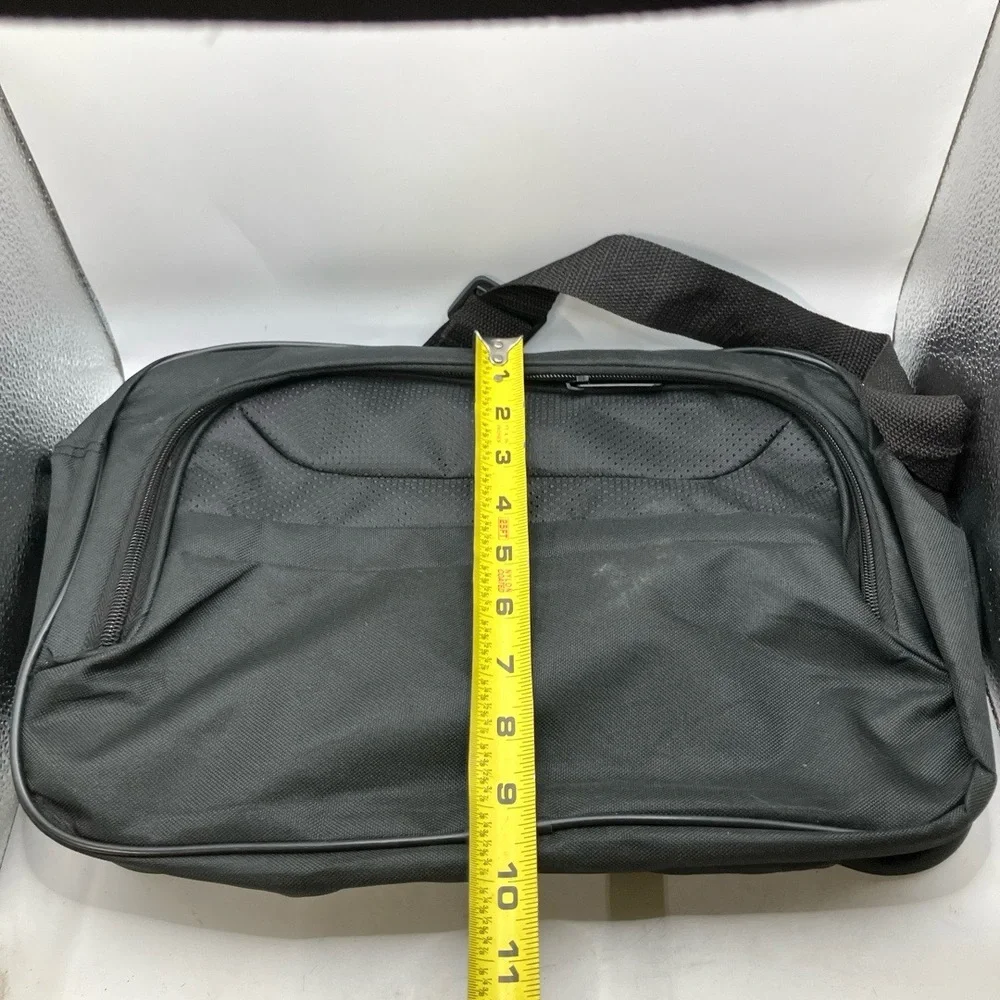 N/A protégé bag